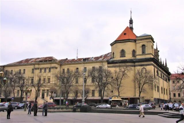 Військова церква Львів