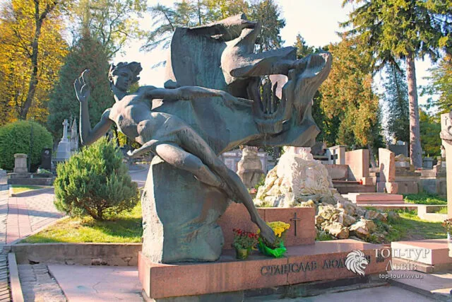Поховання Станіслава Людкевича Личаківський меморіал